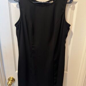 Elegant Black Sleeveless Dress
